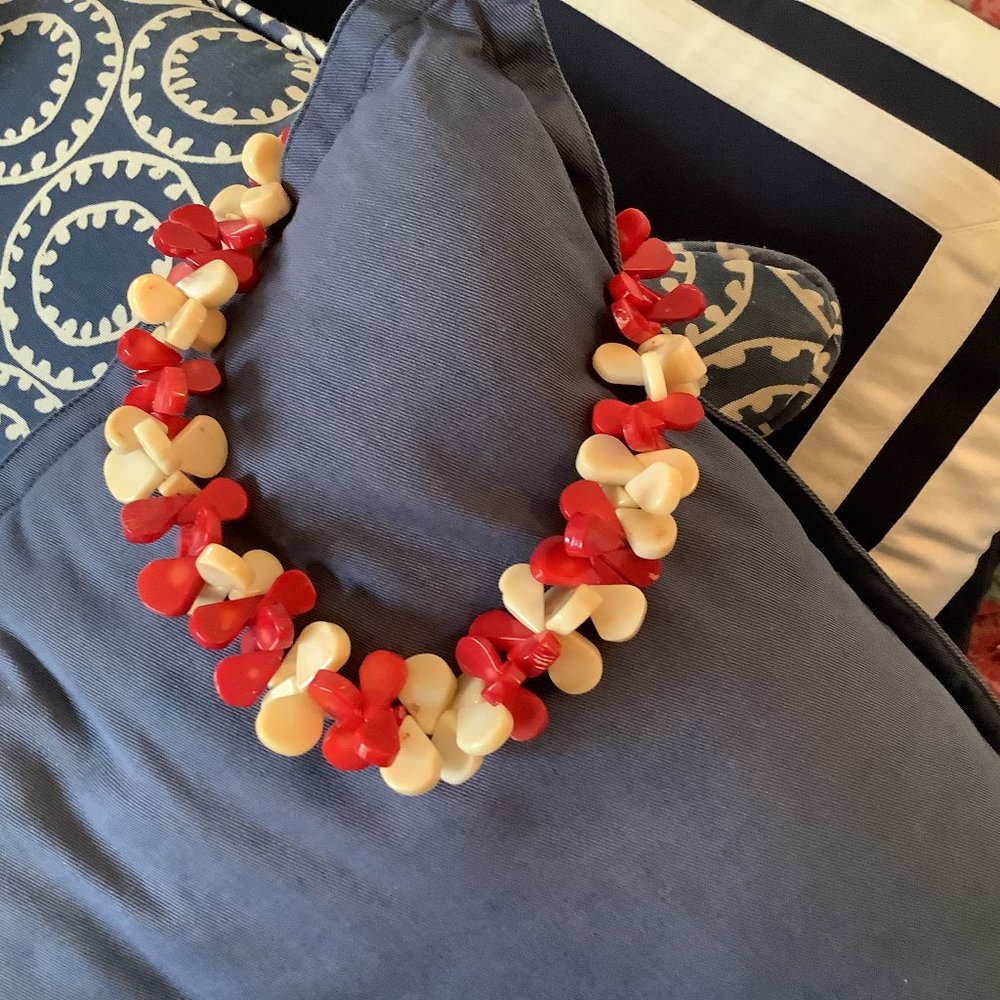 Stunning Genuine Red  White Coral Choker Necklace
